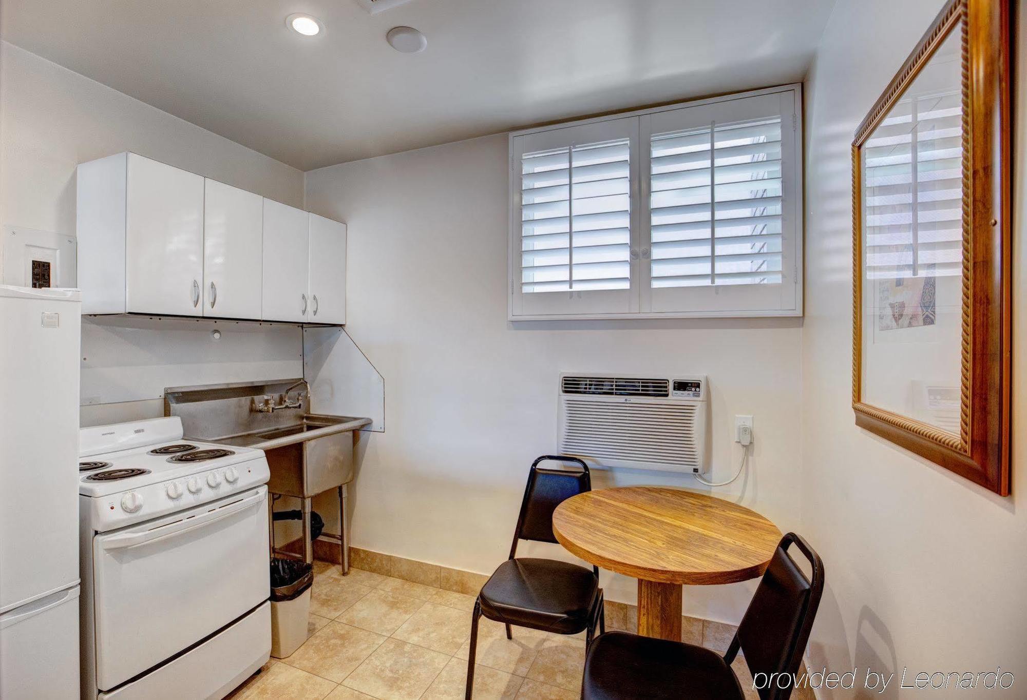 Hotel Dunes - Wilshire (adults Only) 2*