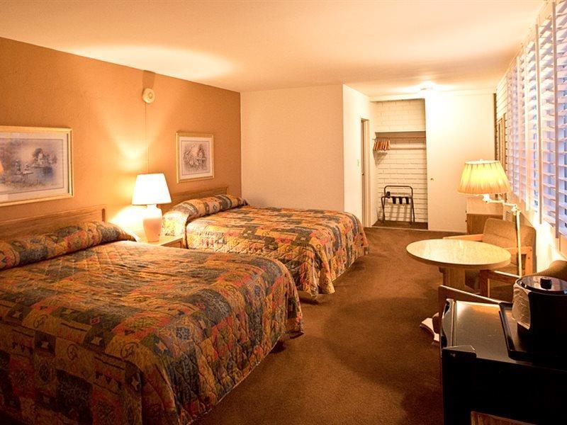 Dunes - Wilshire Los Angeles